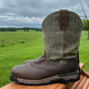 Ariat Brown and Green Cowboy Boots with Durable Rubber Sole